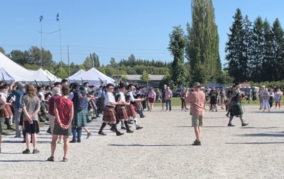 1 Remarkable Visit in Skagit Valley—Hot Kilts, Hot Pipes, Hot Day